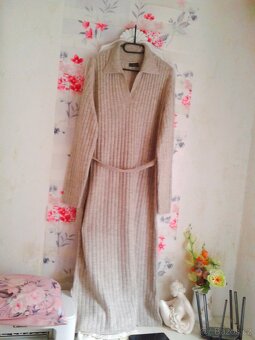 Teplé pletené midi šaty s páskem 48/50 - 9