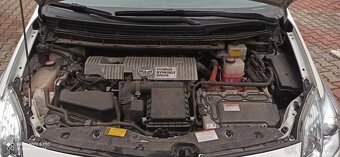 Toyota Prius LPG - 9