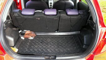Toyota Yaris 1.3 VVTi - 121000km - 9