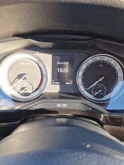 Prodám Škoda superb 3 Laurin Klement  2.0tdi 140kw 4x4 najet - 9