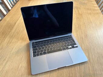 Apple MacBook 13, M1, 2020, TOP STAV - 9