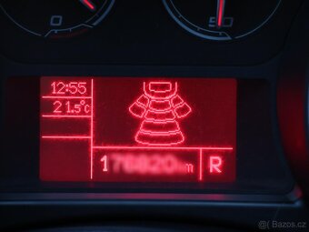 Alfa Romeo Giulietta 1,4 T 125kW Automat Kůže Bose (2012) - 9