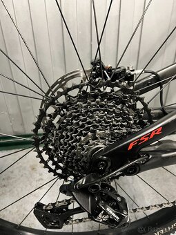 Trailové karbonové kolo Specialized Stumpjumper 29" - 9