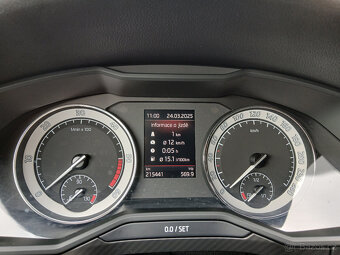 Škoda Superb, 2,0 DTI 4x4 Sportline - 9