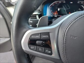 BMW Řada 5, 530d Touring xDrive M-paket - 9