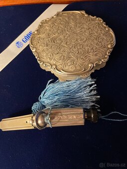 STŘÍBRNÁ souprava,pudřenka flakon a rtěnka,puncováno - 9