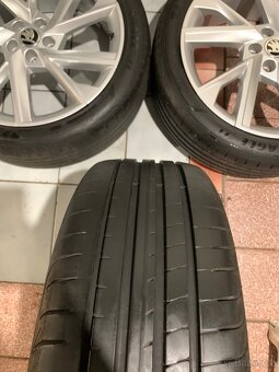 Alu kola Škoda SCALA R18 5X100 LETNÍ PNEU 205/45 R18 VEGA - 9