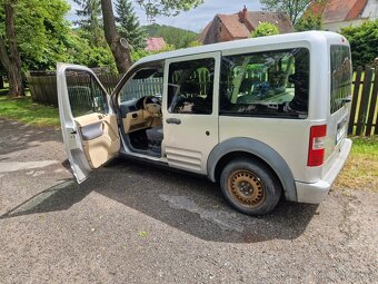 Ford tourneo conect - 9