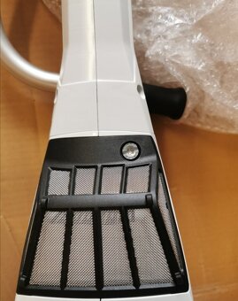 Prodám aku křovinořez STIHL FSA 135 - 9