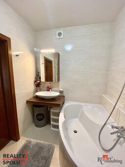 Pronájem, byty/3+kk, 82 m2, Labská louka 668/15, Třebeš, 500 - 9