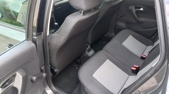 Volkswagen Polo 1.2i,44kw,5dveří,rv-2010,najeto 133399km. - 9