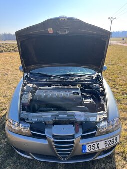 Alfa Romeo 2,4jtd 20v 129kW - 9