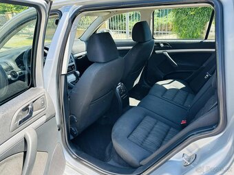 Škoda Octavia 1.8 Tsi 118KW 4X4 R.V 2010 Kombi - 9