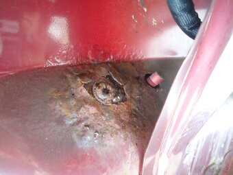 5.dveře na Škoda Octavia 1. combi se sklem - 9