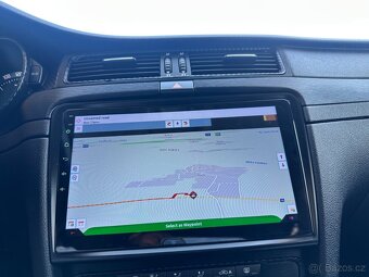 Škoda Superb 2.0TDi NAVI,MOC PĚKNÝ STAV - 9