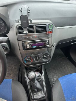Fiat punto, 1.4 benzin, 2008, dobry stav - 9