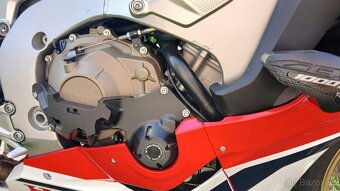 Prodám Hondu Cbr 1000rr S1 - 9