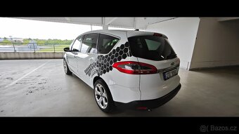 Ford S-Max 2.0 TDCI 103kw 7 míst vyr.2014 - 9