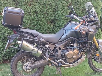 nový adventure moto kufr 45 litrů, černý, nepoužitý - 9