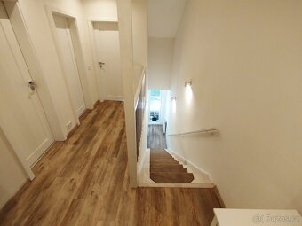 Prodej bytu 3+kk 96 m² s vlastní zahradou - 9