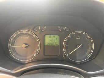 Škoda Octavia 2 2.0tdi 103kw r.v.2006 najeto 285xxxkm - 9