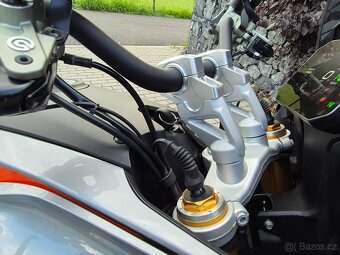 Moto Guzzi Mandello V100S 2023 - 9