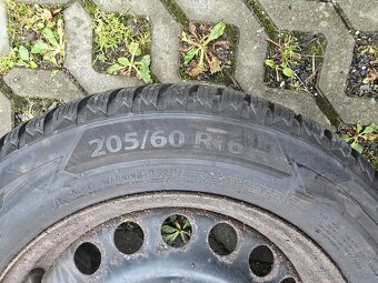 Zimní pneu + disky. Barum 205/60 R16 - 9