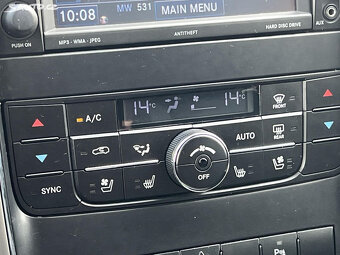 🚗 Jeep Grand Cherokee 3.0CRD 2011 OVERLAND KŮŽE KAMERA - 9