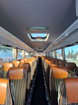 Mercedes Tourismo - 9