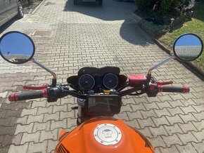 Honda CB 900 Hornet - 9