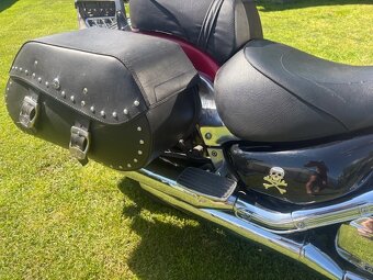 Suzuki Intruder VL 1500 - 9