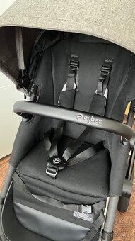 Kočárek Cybex Priam 2v1 + autosedačka Cybex Aton Q i-Size - 9