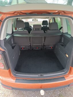 Volkswagen Touran CROSS 2.0 TDI 125 kW – tažné, po servisu, - 9