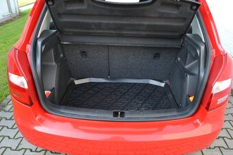 Škoda Fabia II lift 1.2 44kw rok 2012 - 9