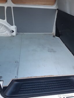 VW Transporter 2.0tdi - 9