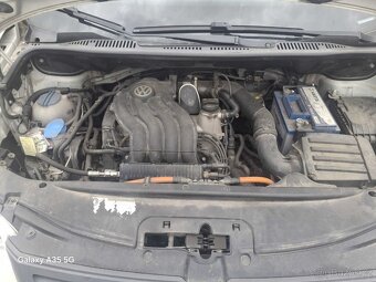 VW Caddy RV 2010 121000km odpočet DPH - 9