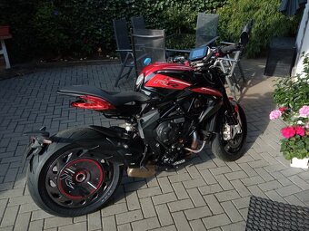 MV Agusta dragster RR SCS 2024 - 9