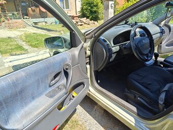 Renault Laguna II r.v. 2001, 1.9 dci, najeto 242 342km - 9