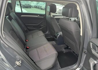 Volkswagen Passat 2.0 TDI COMFORTLINE ACC nafta manuál - 9