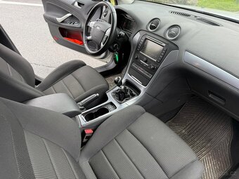 Ford Mondeo 2,0 tdci - 9