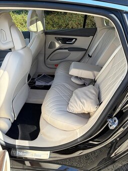 Mercedes Benz EQS 580 4matic - 9