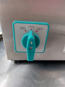 Mlýnek na maso 22 Řeznický vlček, Řezačka masa 22 - 9