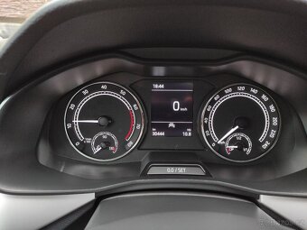 Škoda Scala hezká udržovaná 30 tis. Km. Kamera - 9