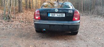 Superb 1 2,5tdi 6V edition 100 - 9