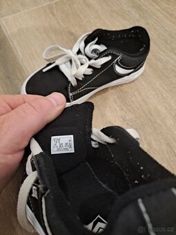 Prodam více paru bot po synovi - 9