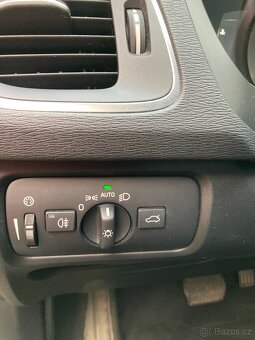 Volvo V40 D3 automat - 9