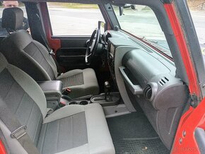 Jeep Wrangler Unlimited - 9