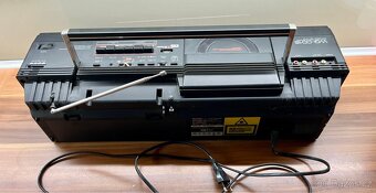 Sharp radio WQ-CD15 boombox - 9