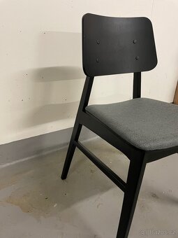 ČERNÁ DUBOVÁ JÍDELNÍ ŽIDLE - 9