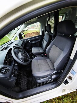 VW Caddy MAXI (long) 2.0 Tdi, 6 kvalt, výhřev, klima - 9